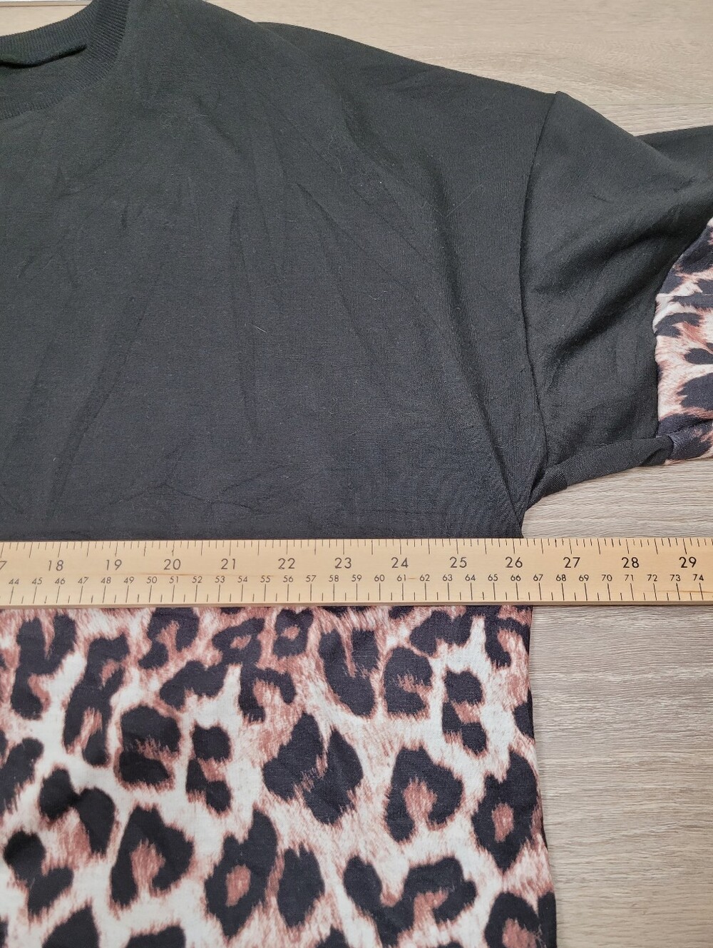 2/$20 Shein Black Leopard Pattern Long Sweatshirt Top Size: 2XL - Picture 9 of 10